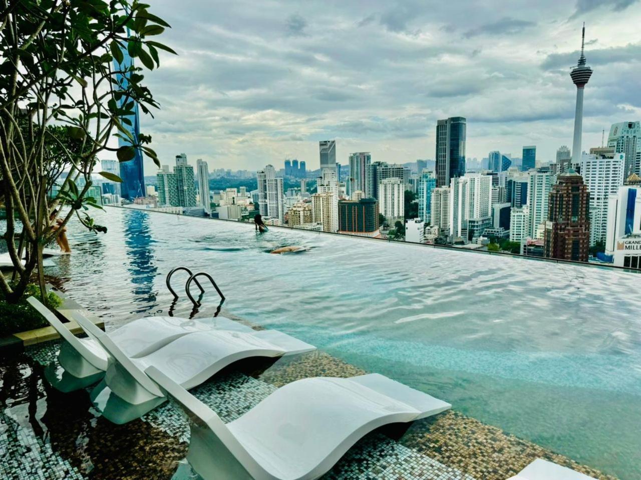 Luxury Suites At Axon Residence Kuala Lumpur Exterior foto
